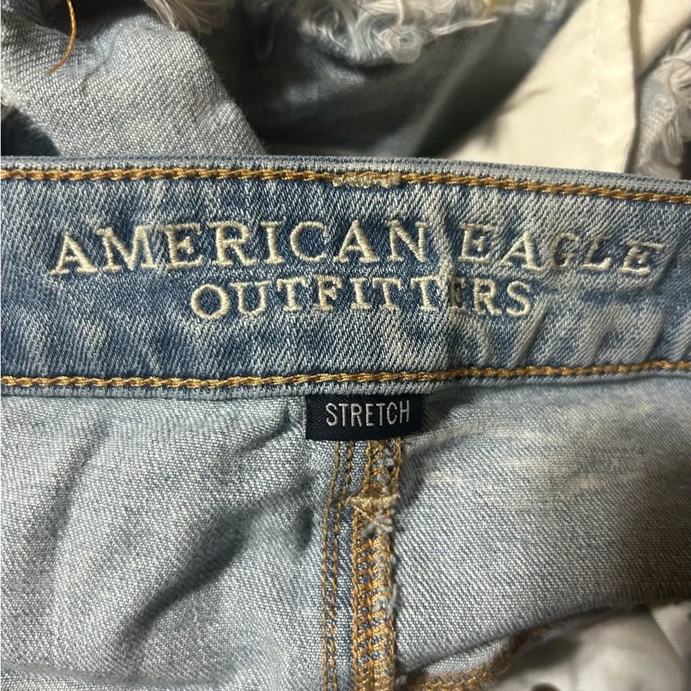 American Eagle High Rise Festival Denim Shorts, size 10, smoke free home - Picture 3 of 5
